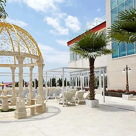 Hotel Amore Beach